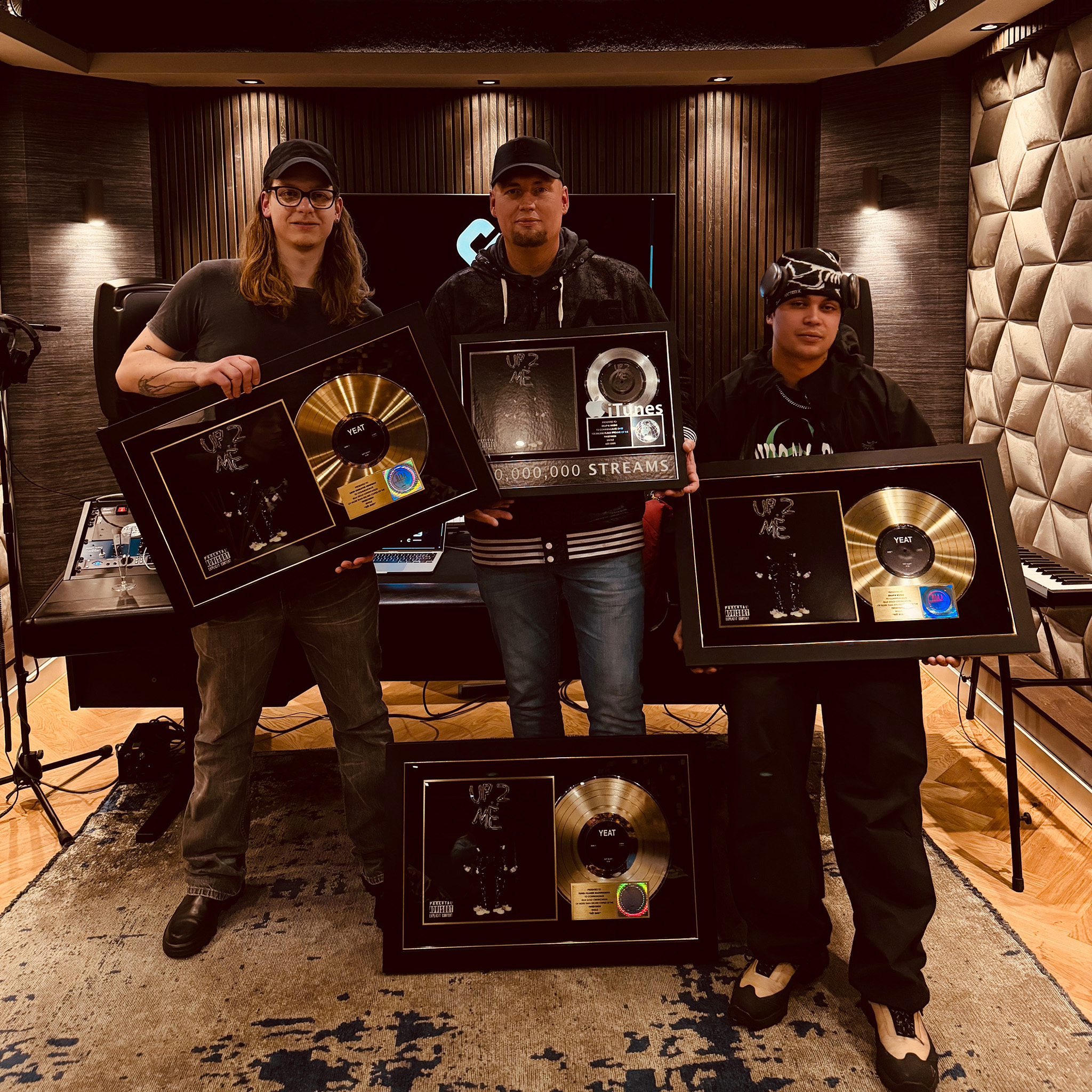 Yeat’s single Gët Busy, a production by Skimayne and Flansie, reached gold status in the United States. Over 100 million streams and still counting!
